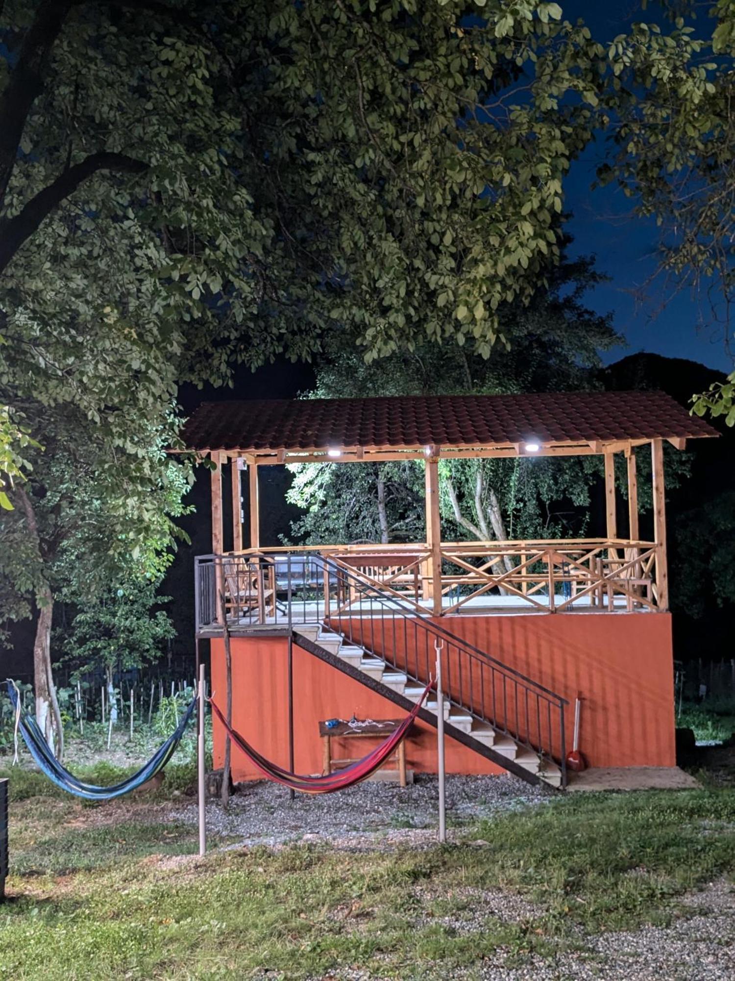 Kipiani Guest House Ყიფიანის Სახლი Khvanchkara Exterior foto